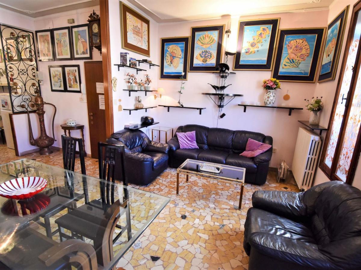 Apartment Campo Santa Maria Formosa By Interhome Венеція Екстер'єр фото