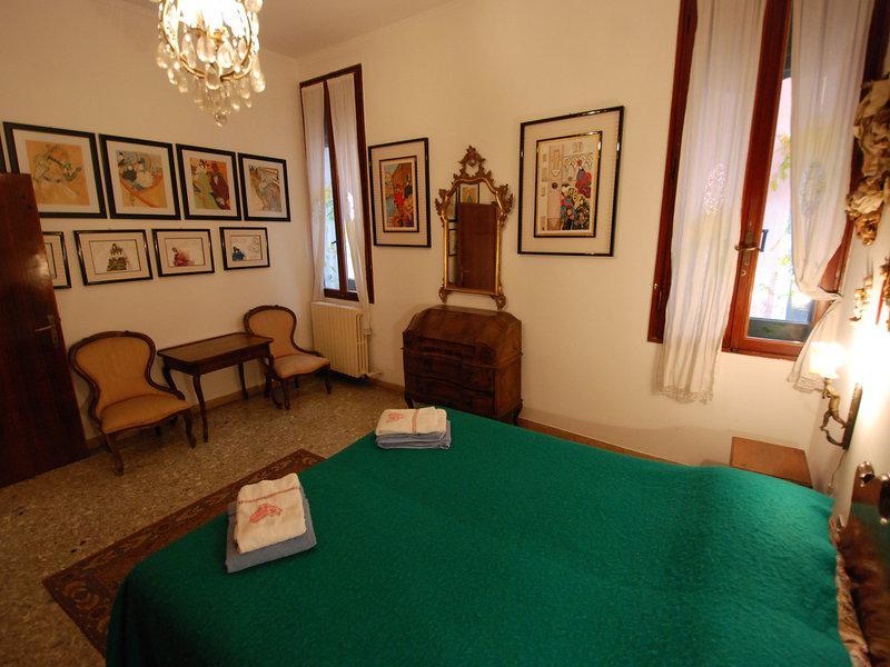 Apartment Campo Santa Maria Formosa By Interhome Венеція Екстер'єр фото